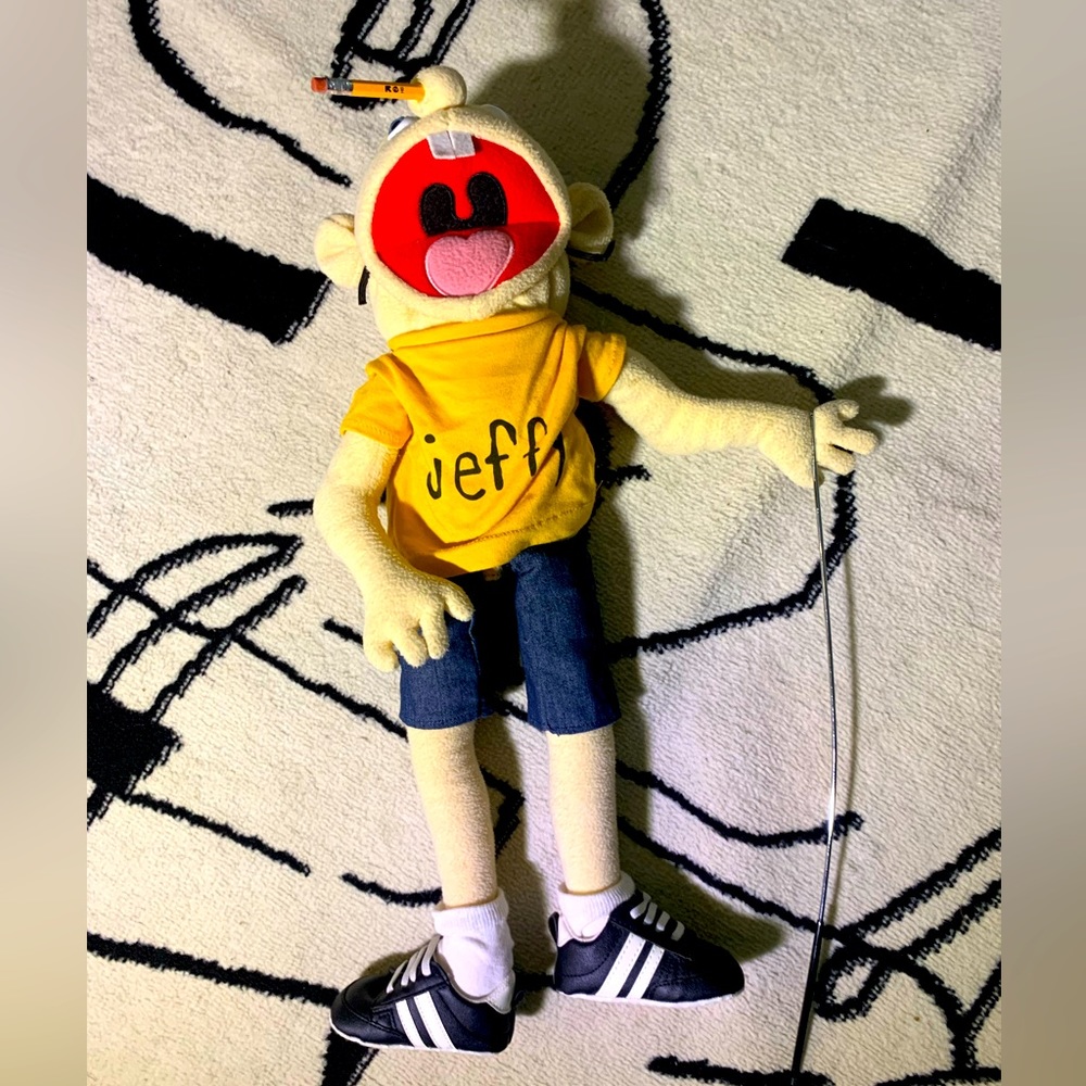 JEFFY Puppet SML